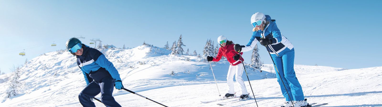 Skiers op de piste